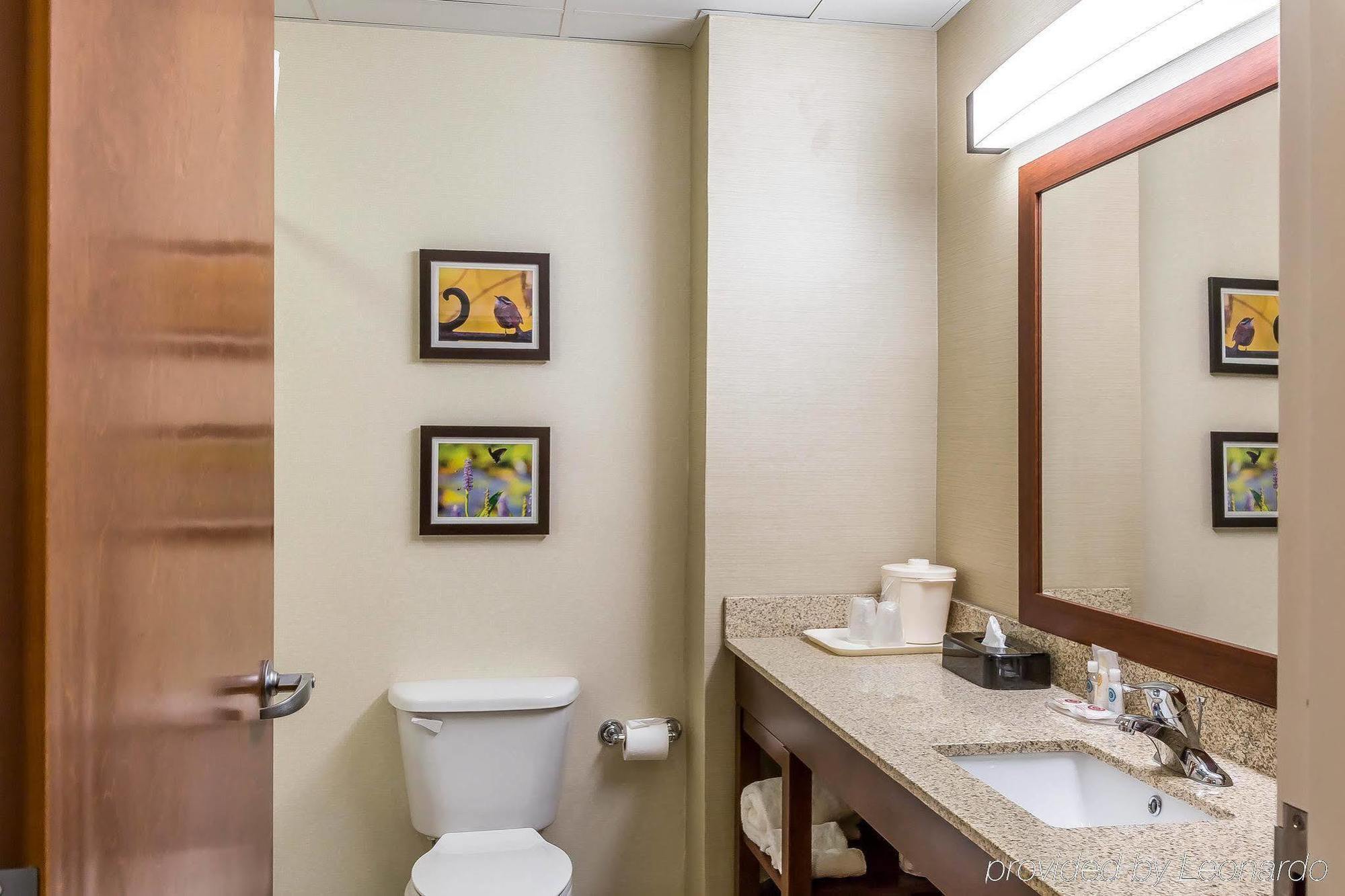 Comfort Inn Фредерік Екстер'єр фото